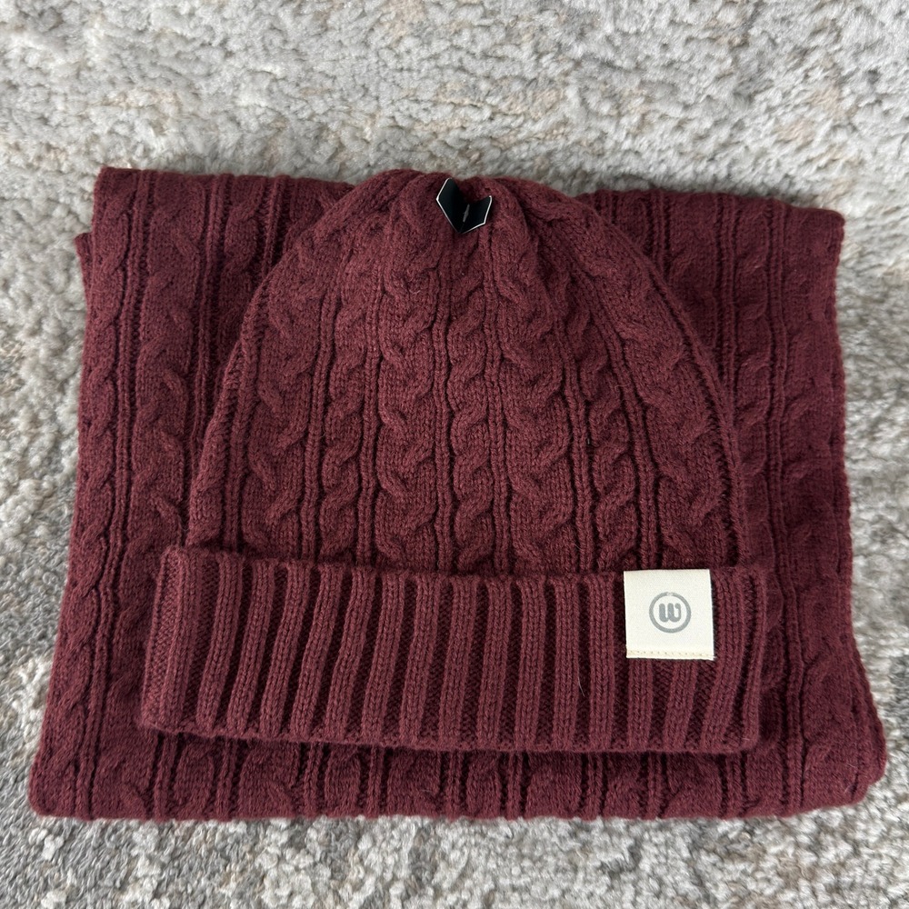 Wantable Size OS Cable Knit Winter Scarf Beanie Set Burgundy Unisex